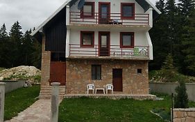 Apartmani Lakicevic